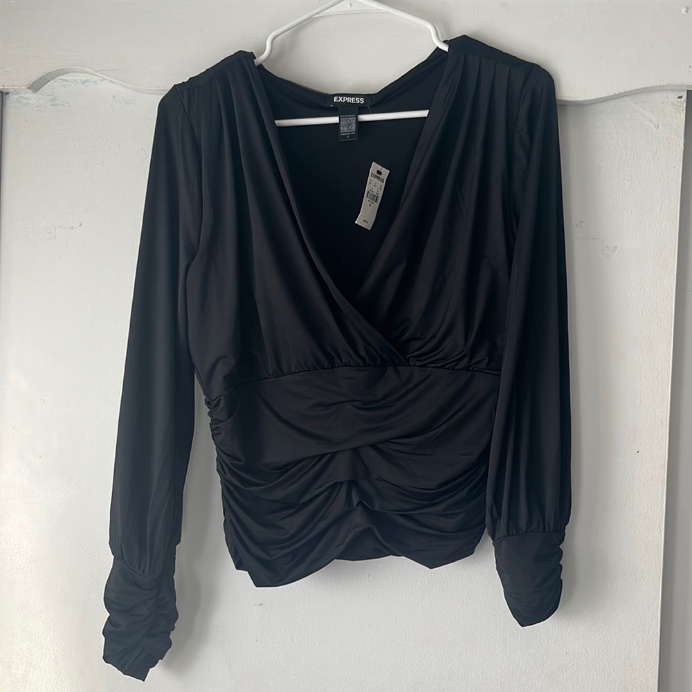 New with tags, black v neck top